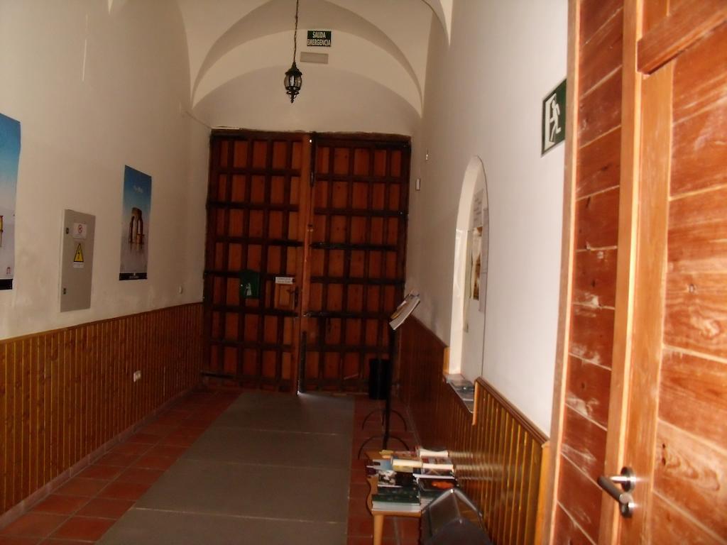 Albergue Convento De San Francisco ซาฟรา ภายนอก รูปภาพ