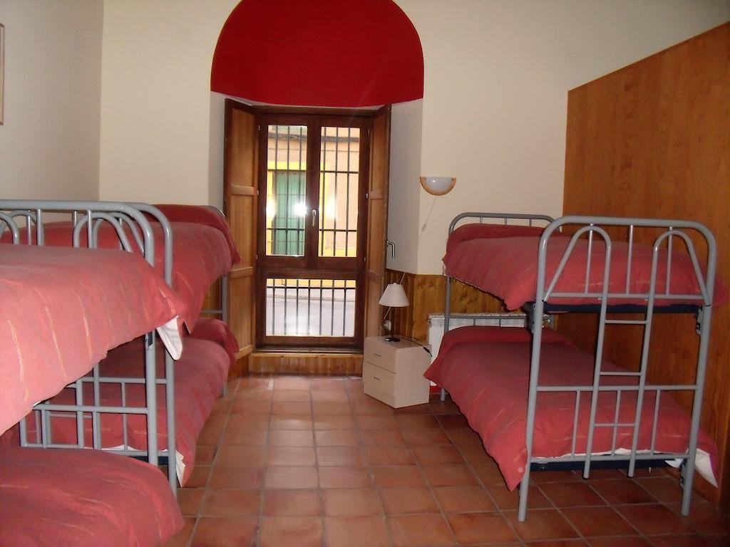 Albergue Convento De San Francisco ซาฟรา ภายนอก รูปภาพ