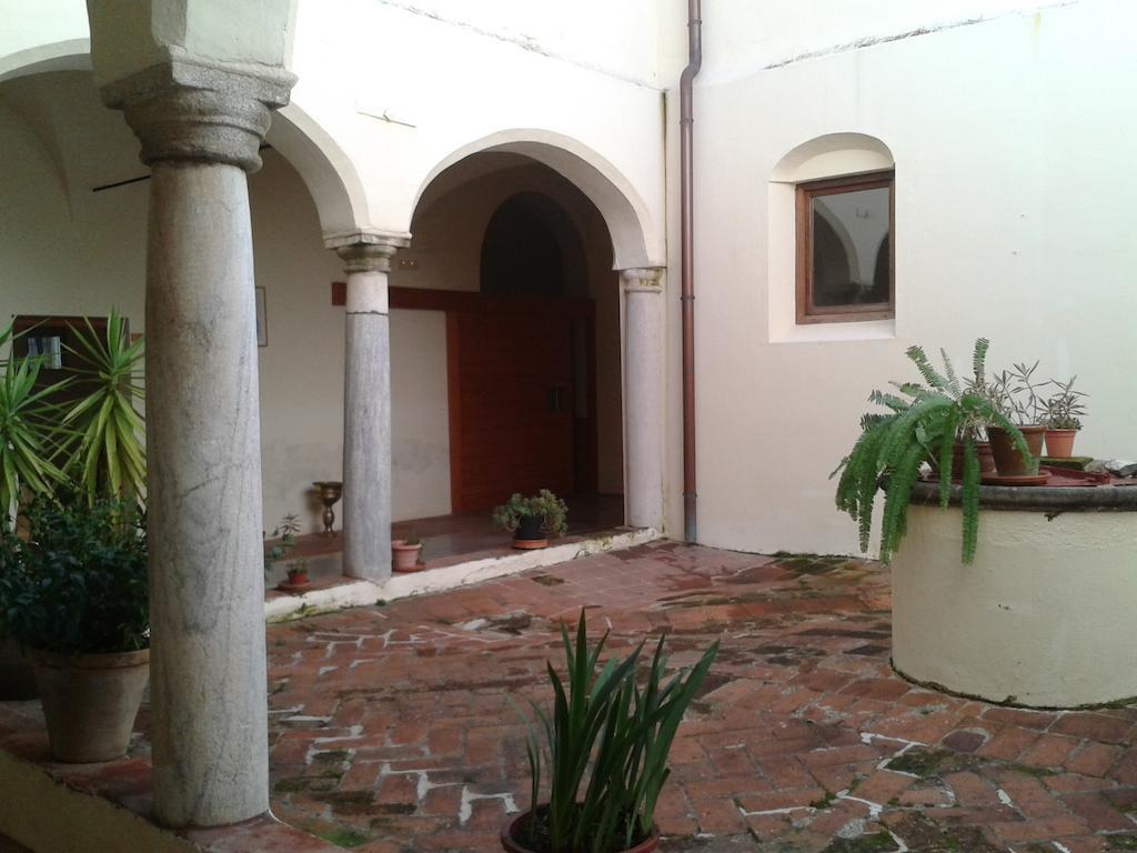 Albergue Convento De San Francisco ซาฟรา ภายนอก รูปภาพ